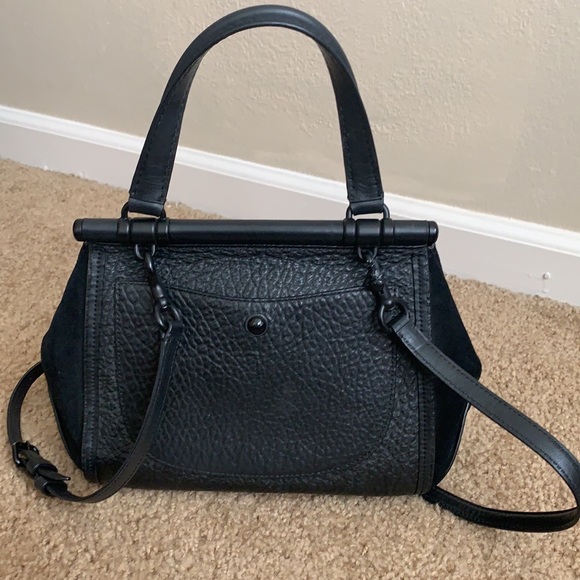 Coach - Picture 4 of 11